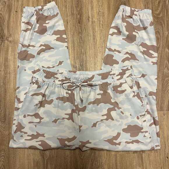 NWOT Zac & Rachel Camo Joggers Large - Picture 2 of 6